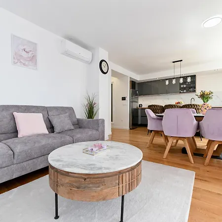 Apartment Lo-lo Zadar